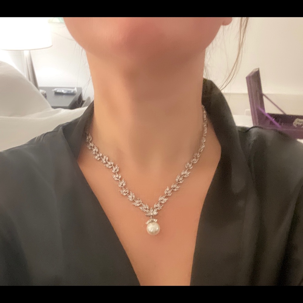 Elegant silver pendant - never used